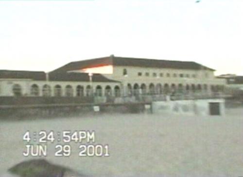 Bondi_shops.jpg